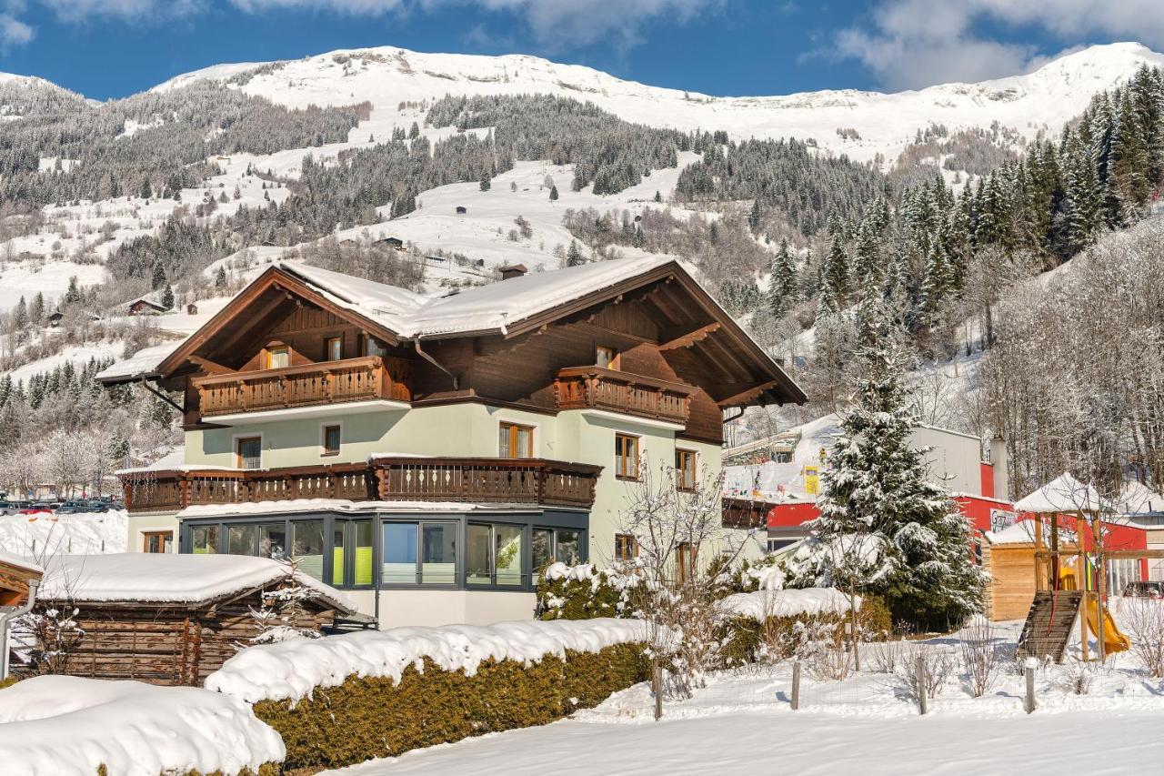 Готель Gaestehaus Gratz - Inklusive Eintritt In Die Alpentherme Дорфгаштайн Екстер'єр фото