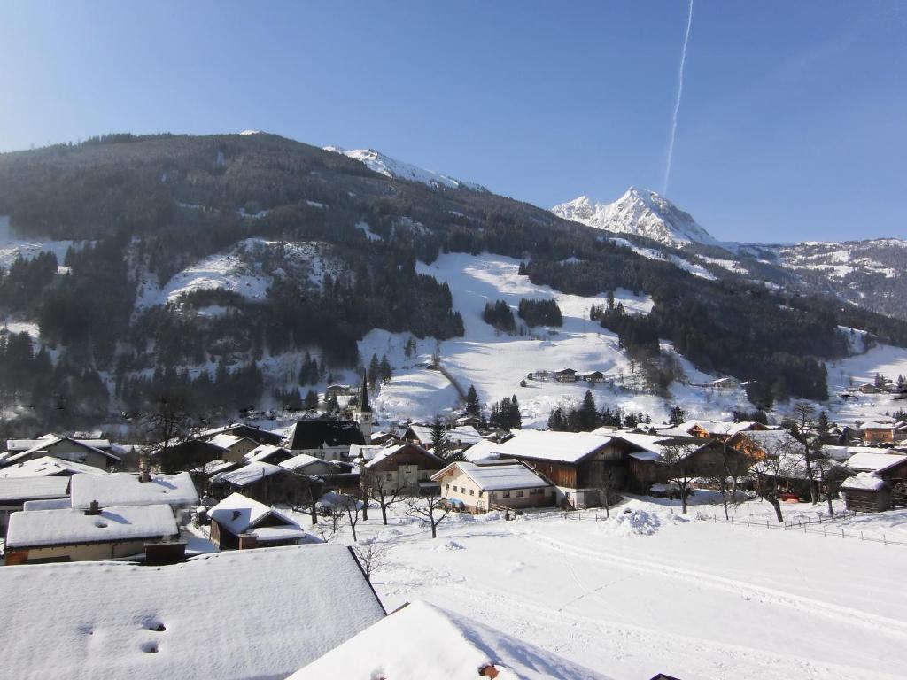 Готель Gaestehaus Gratz - Inklusive Eintritt In Die Alpentherme Дорфгаштайн Екстер'єр фото